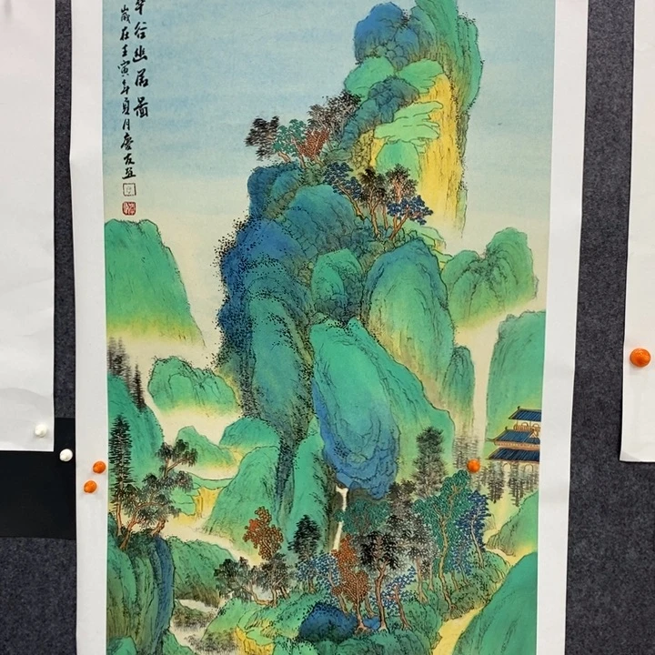 手绘作品等多种形式进行