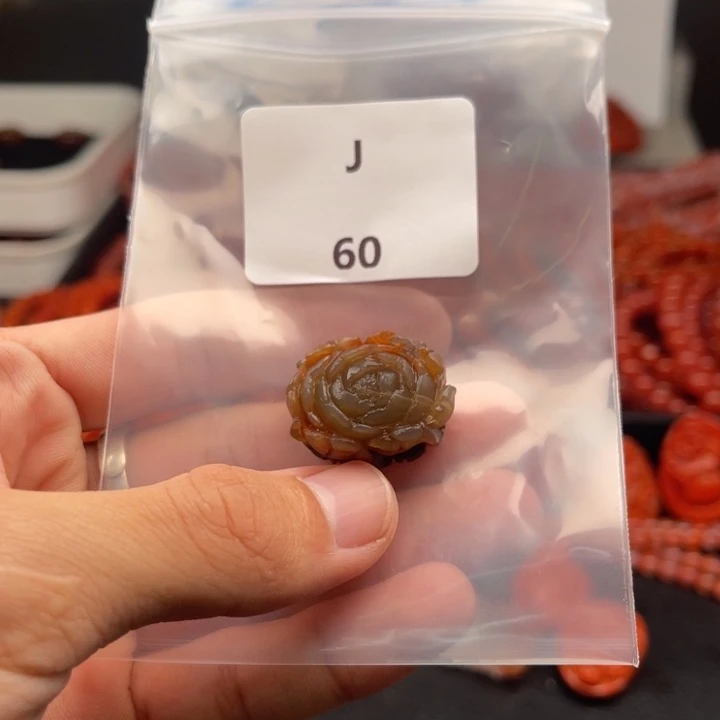 未镶嵌南红玛瑙多样性发货吊坠南红玛瑙