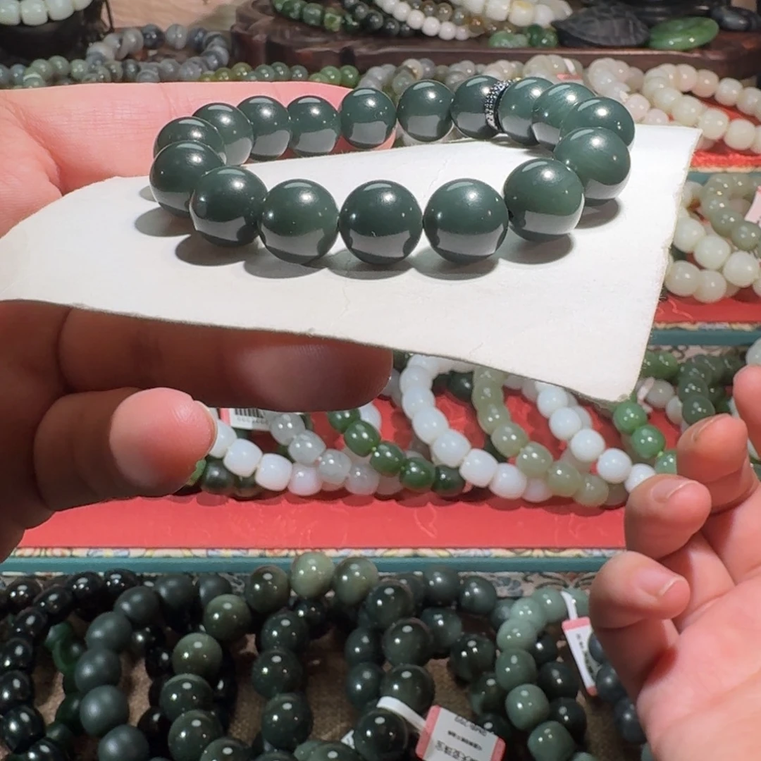 和田玉未镶嵌手链有包容