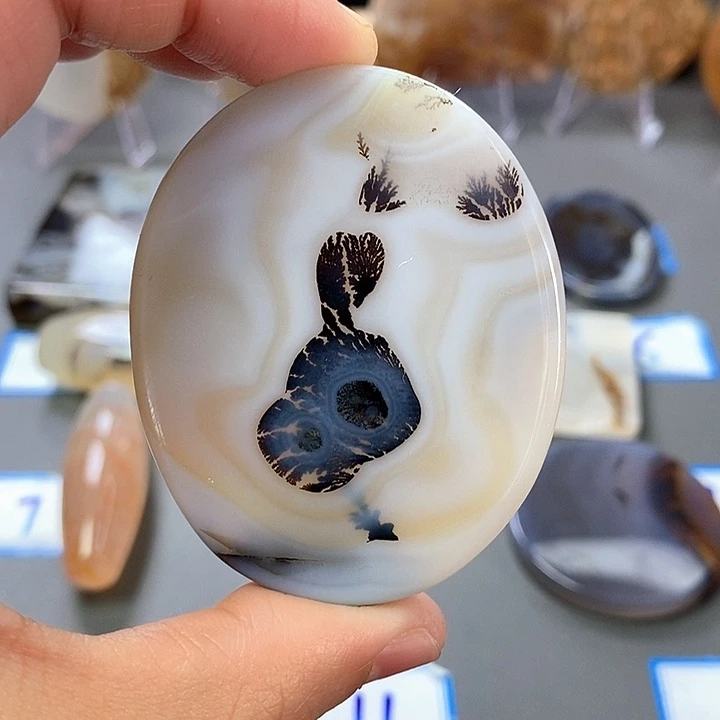 玛瑙/玉髓未镶嵌珠宝半成品