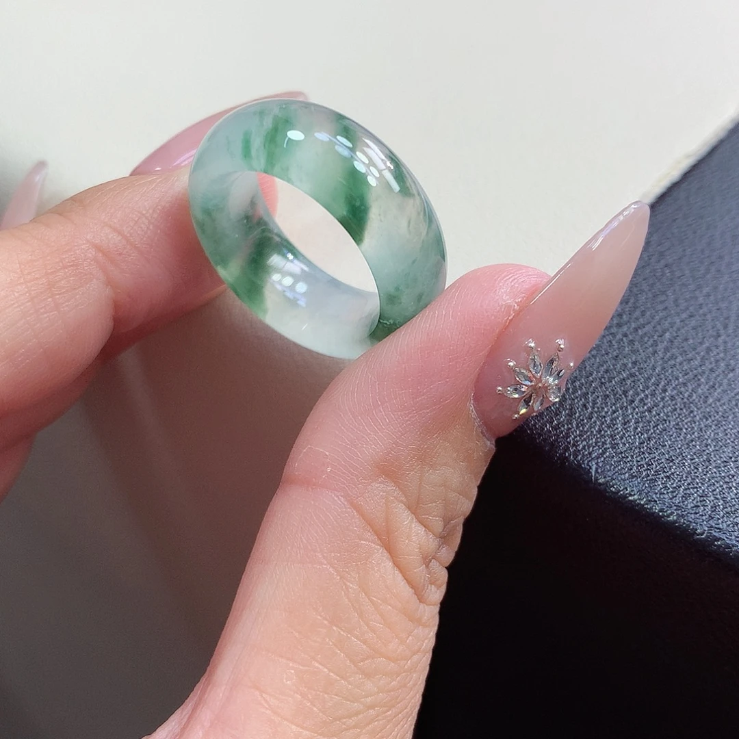 翡翠未镶嵌戒指16号