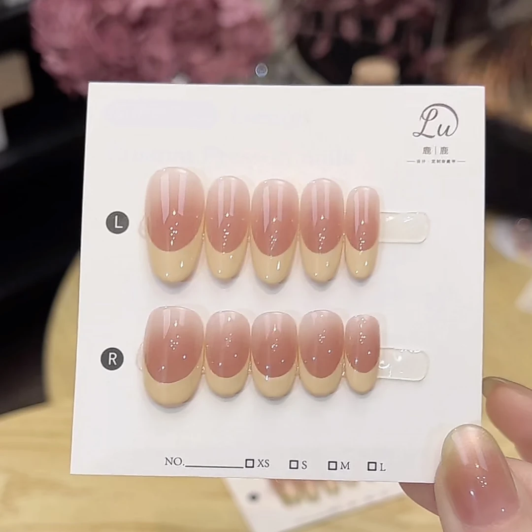 【奶黄法式-孤品微瑕NO退换补】鹿鹿家-纯手工穿戴甲