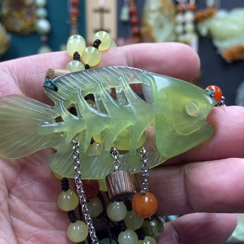 【闪购商品】蛇纹石玉吊坠未镶嵌最***圆