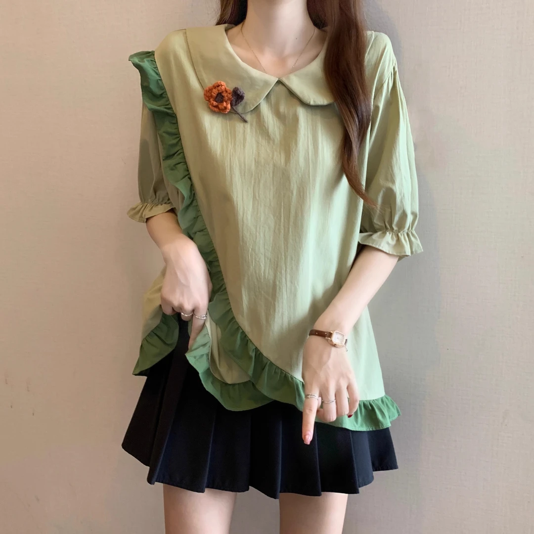森系绿色娃娃领正肩短袖衬衫女2025夏胖mm超好看荷叶边不规则上衣