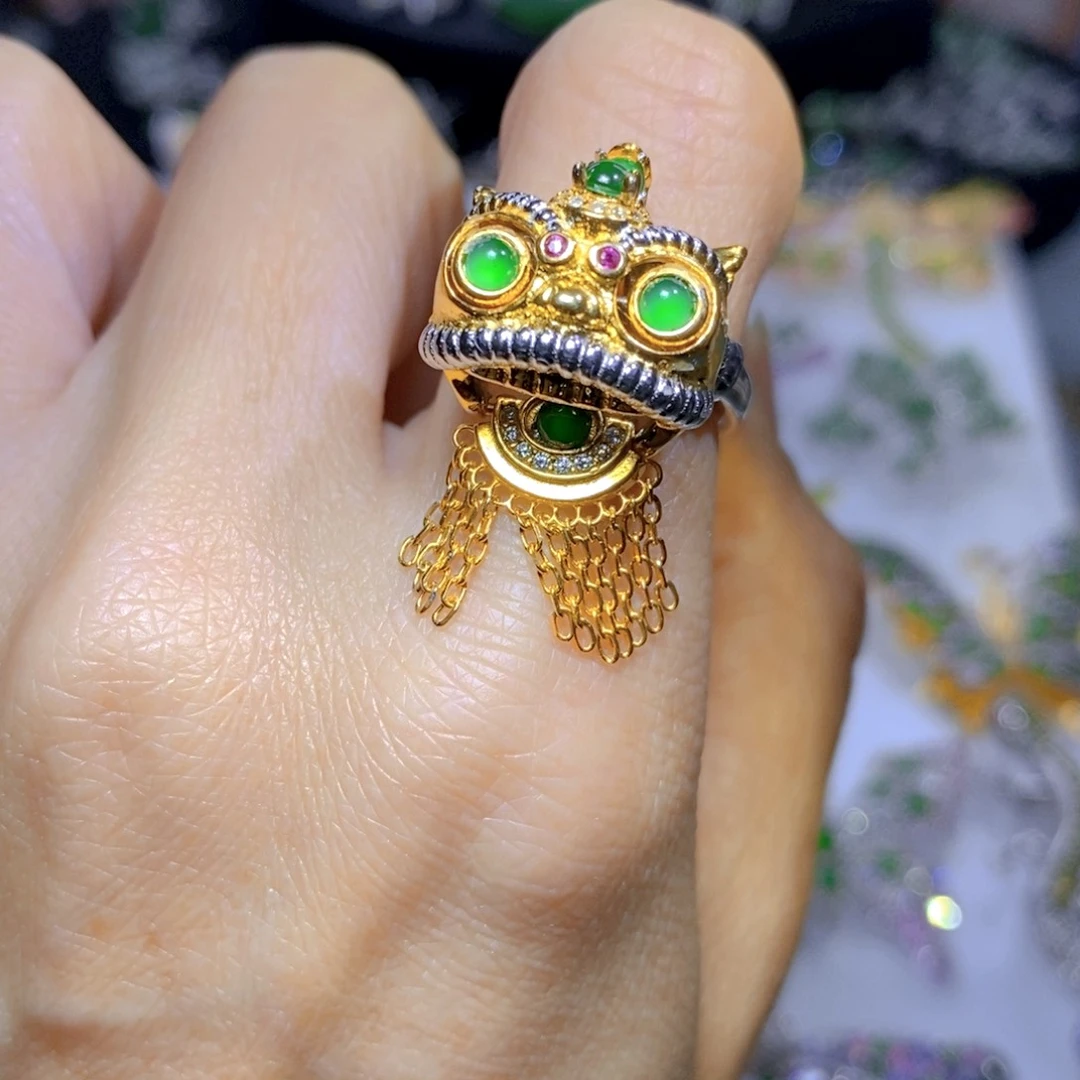 翡翠颈饰银S925镶嵌天然翡翠