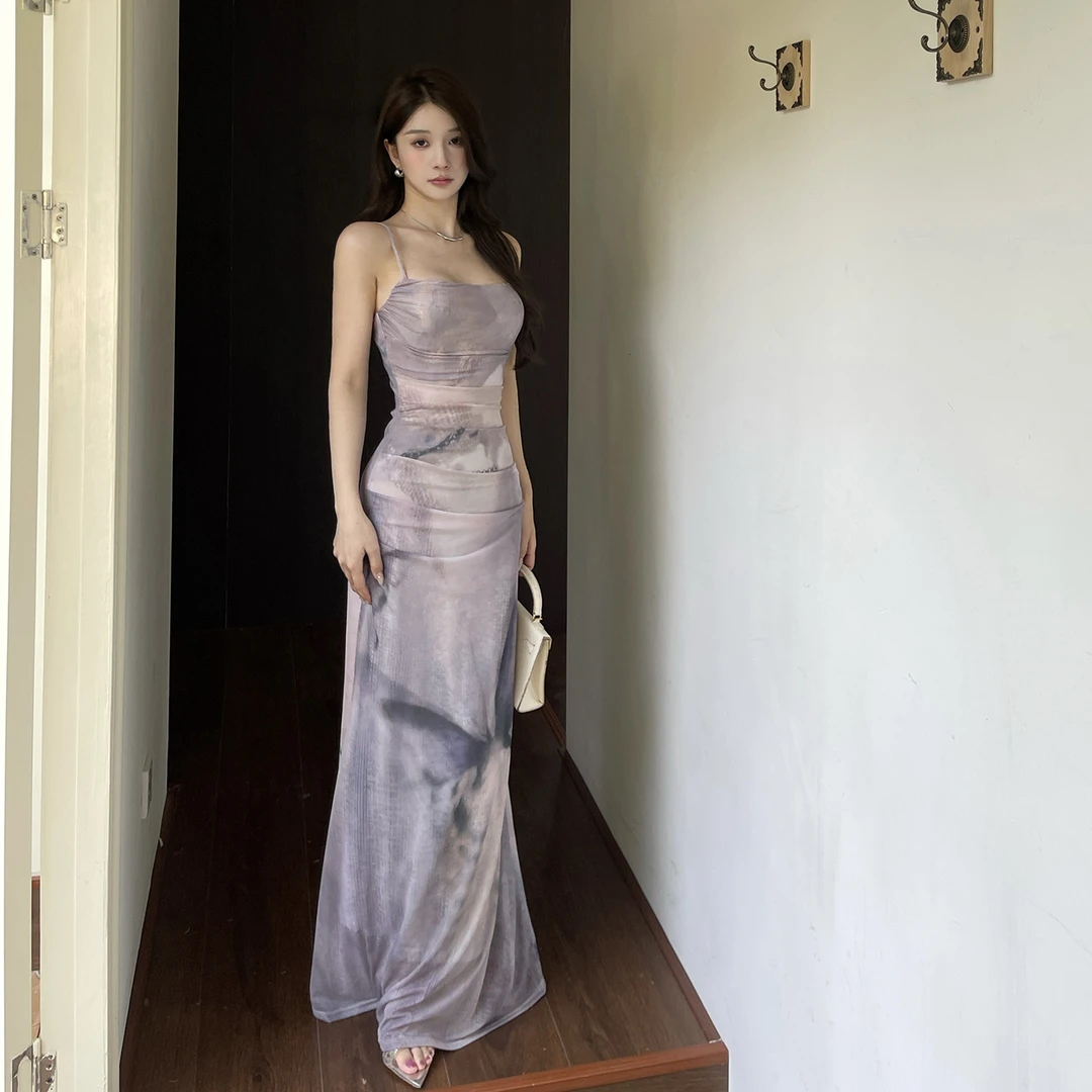 海边度假蝴蝶印花吊带裙女夏季性感修身收腰包臀连衣裙显瘦长裙