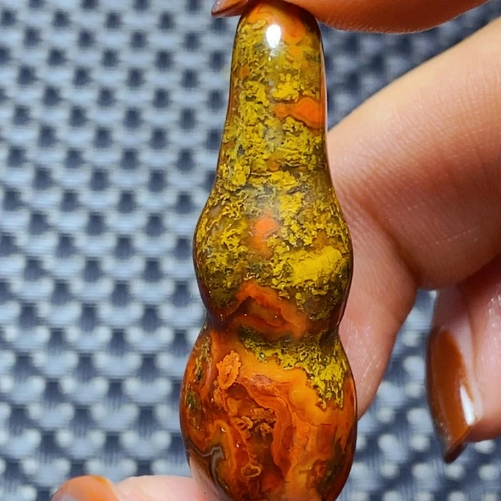 玛瑙/玉髓颈饰未镶嵌富**?