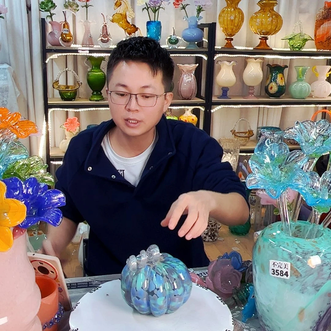 3113 家悦琉璃工艺品不完美