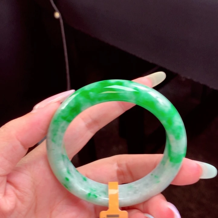 未镶嵌手镯翡翠翡翠