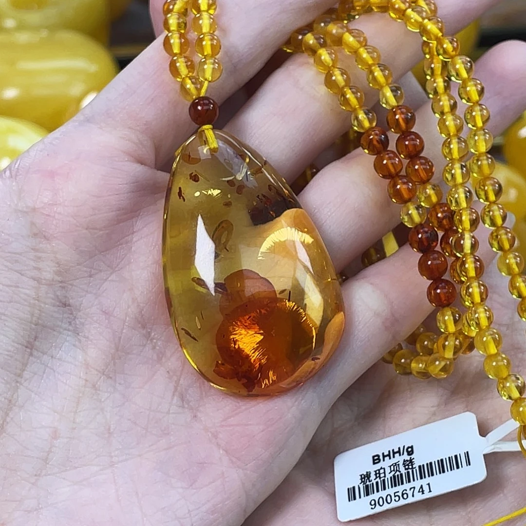 琥珀未镶嵌珠宝奇石琥珀蜜蜡J111