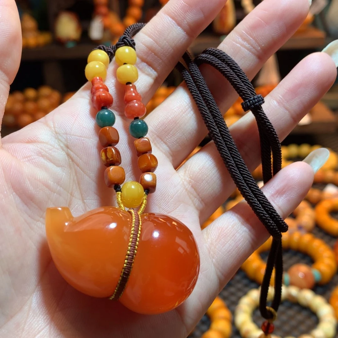 【闪购商品】蜜蜡吊坠(赠链)未镶嵌