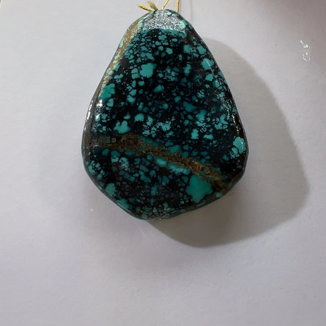 绿松石未镶嵌挂件