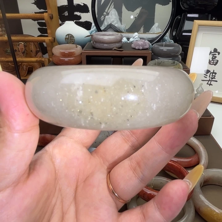 合金手镯石英岩玉