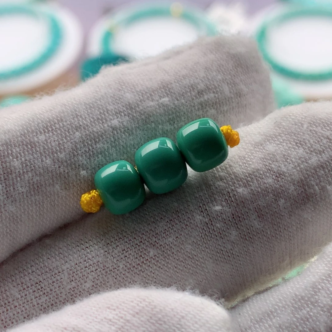 绿松石套装未镶嵌