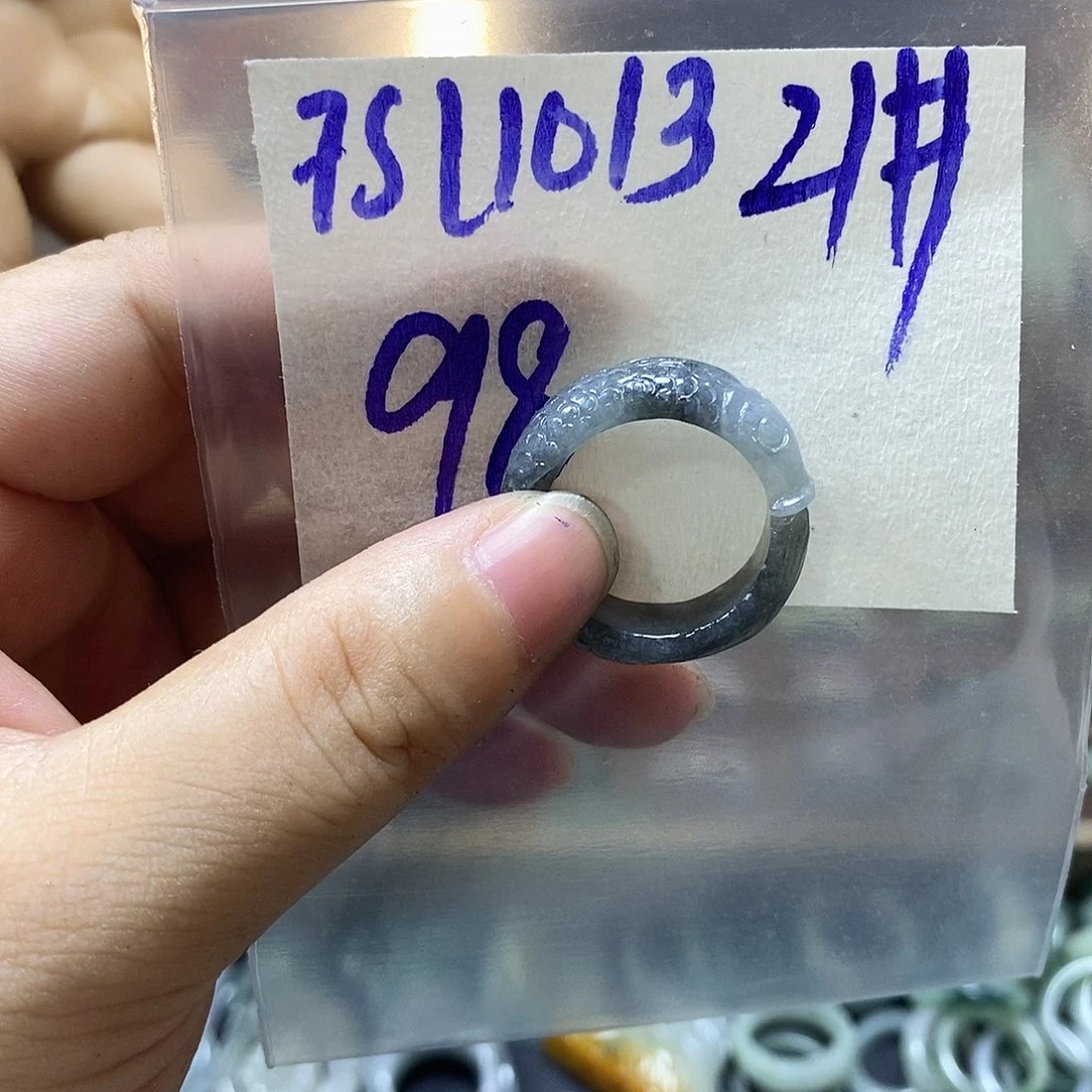 未镶嵌定制翡翠孙*