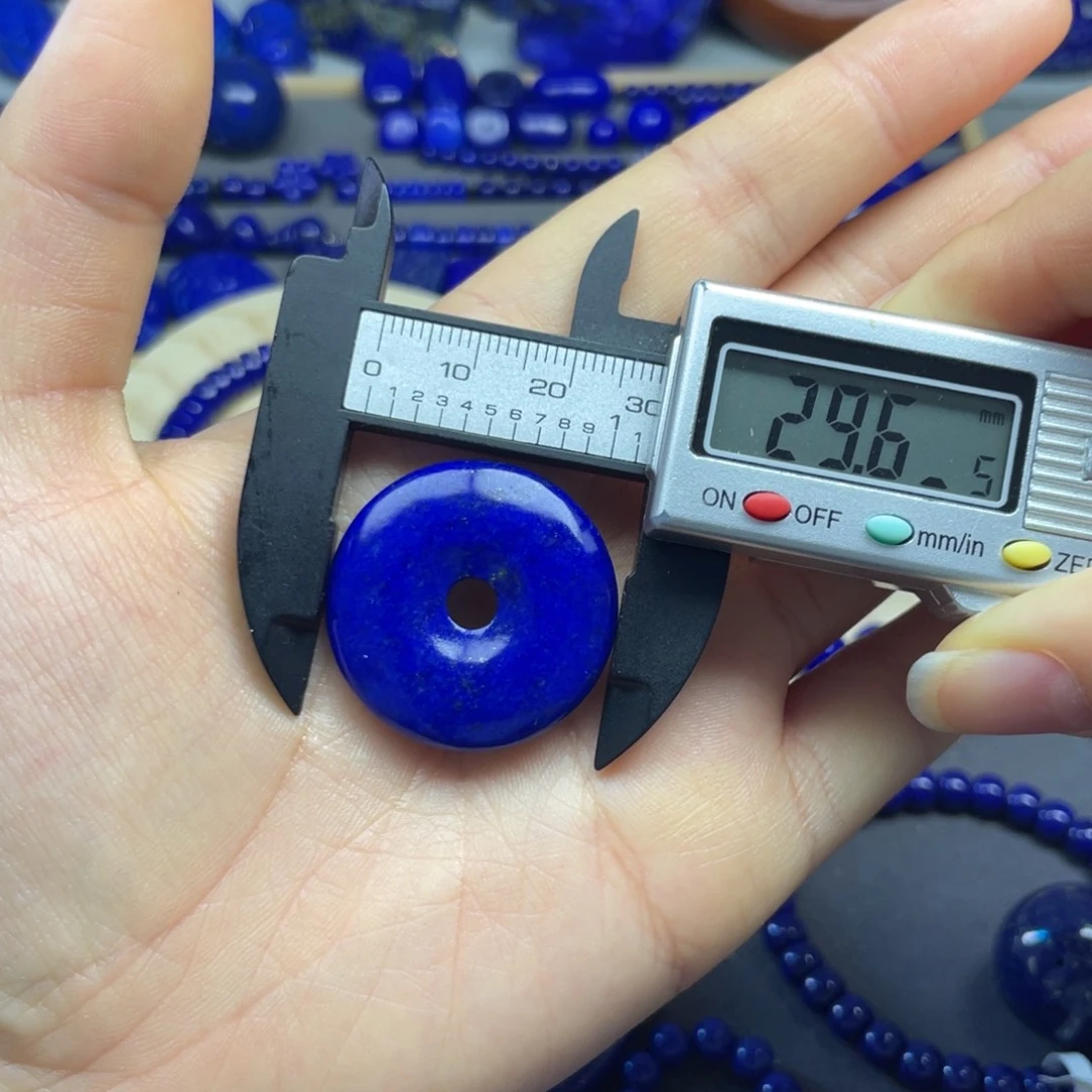 番***基青金石未镶嵌平安扣