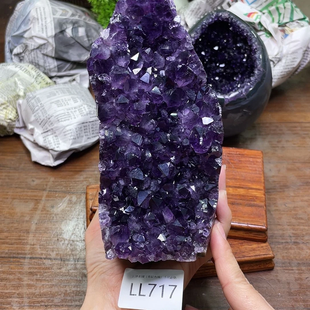 水晶未镶嵌大型摆件（非配饰）