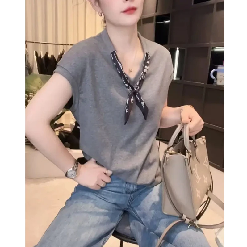 宽松短袖男友风透气T恤V领时尚拼接纯色小众百搭蝴蝶结时尚上衣女