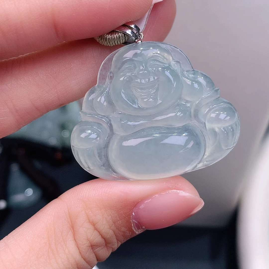 颈饰18K金镶嵌翡翠冰薄荷绿大佛公