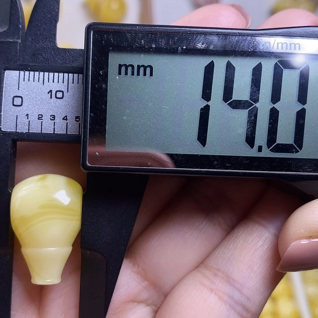 裸石琥珀未镶嵌蜜蜡三通