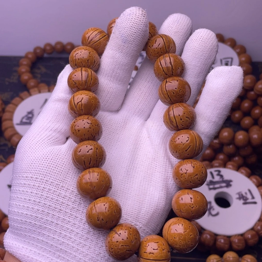 【闪购商品】吊坠桃核18脑纹桃核苹果圆手持