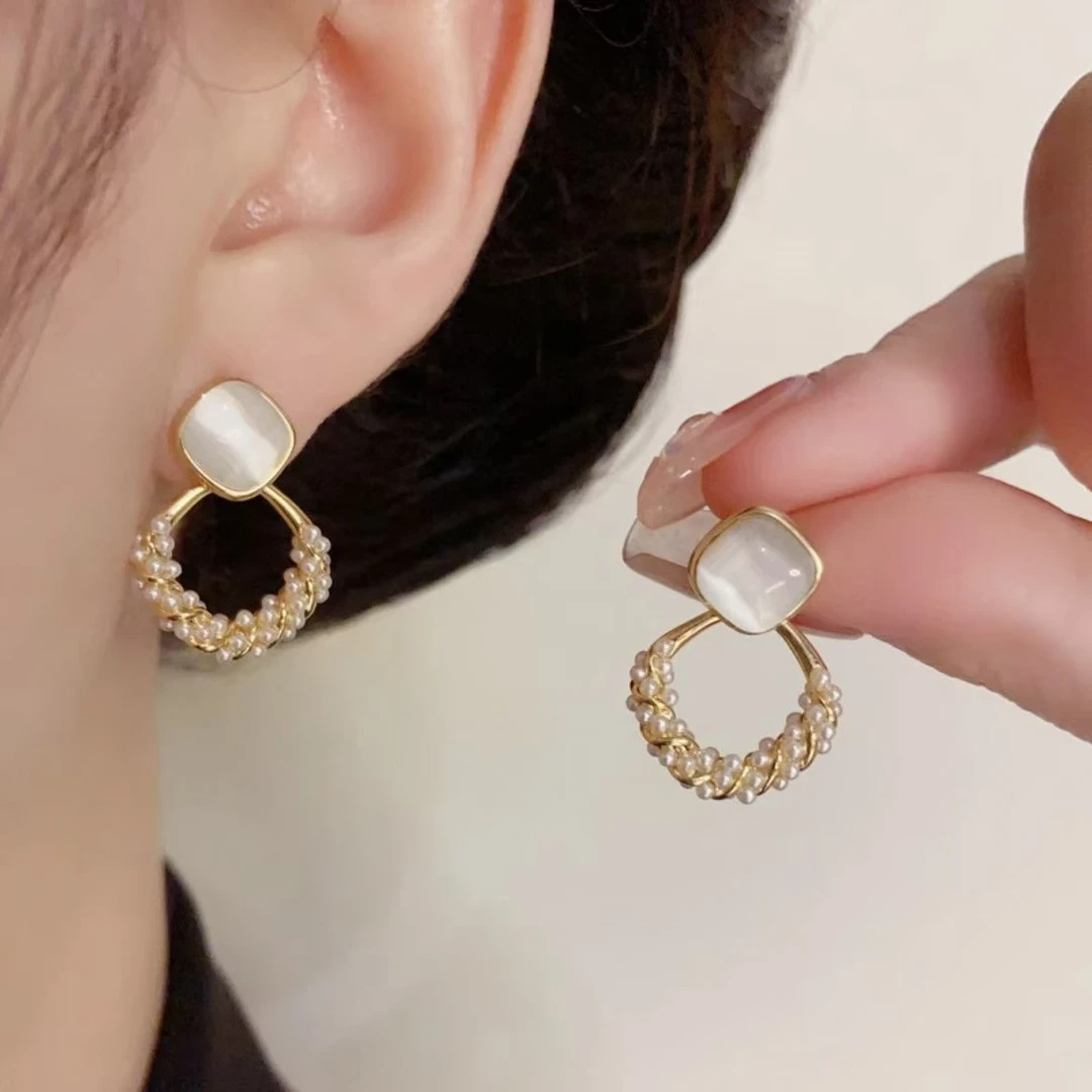 铜合金耳饰 高级感珍珠花朵耳环时尚复古轻奢耳坠法式优雅-214