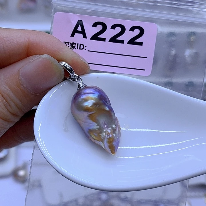 颈饰未镶嵌淡水珍珠