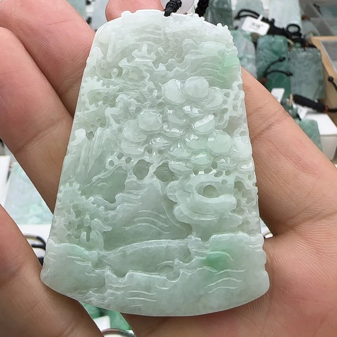 翡翠未镶嵌颈饰翡翠