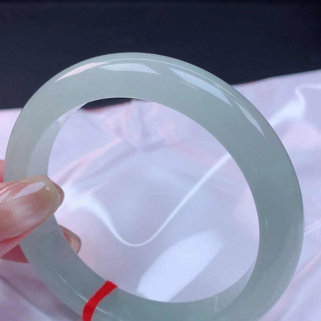 【闪购商品】未镶嵌手镯翡翠58