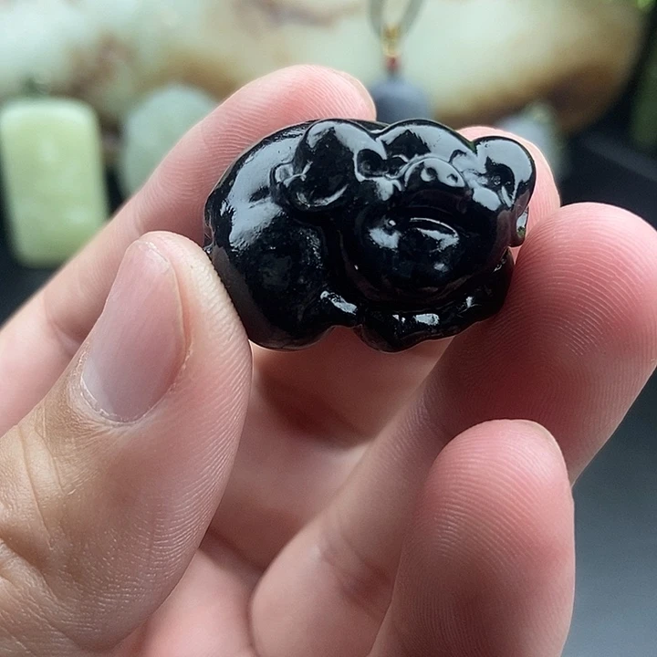 和田玉未镶嵌珠宝奇石