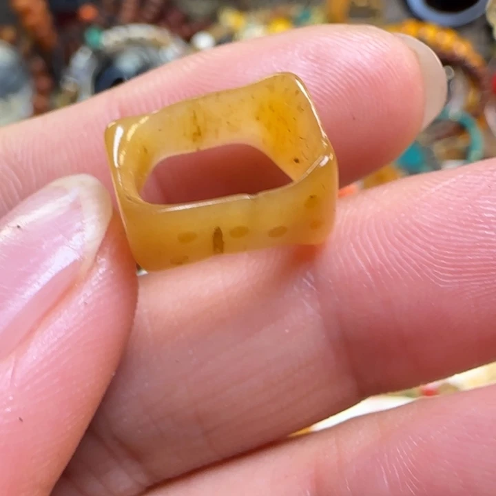 米***达柏香籽/百香籽吊坠