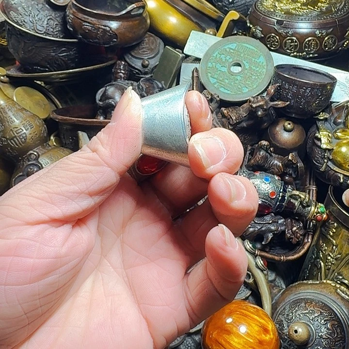 铜器摆件收收藏藏