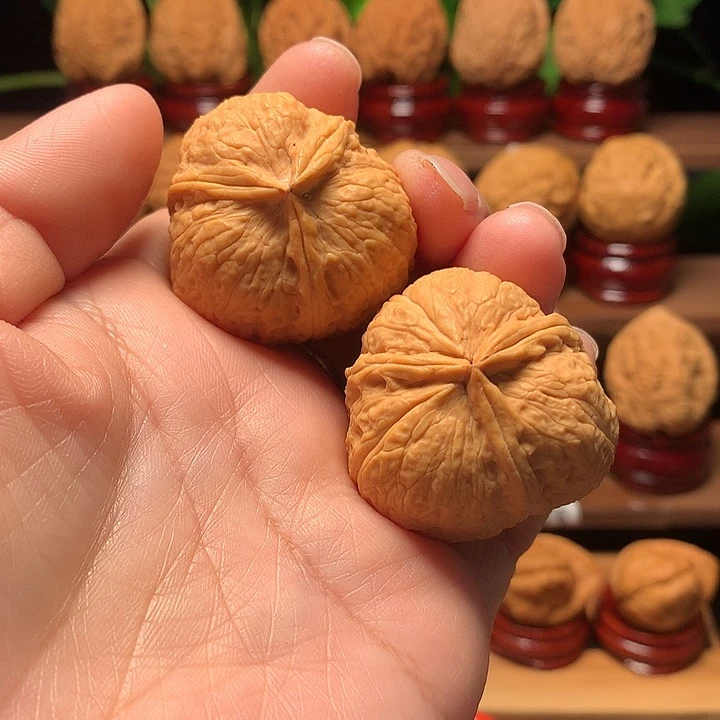 桃核吊坠盘石三棱39尺寸