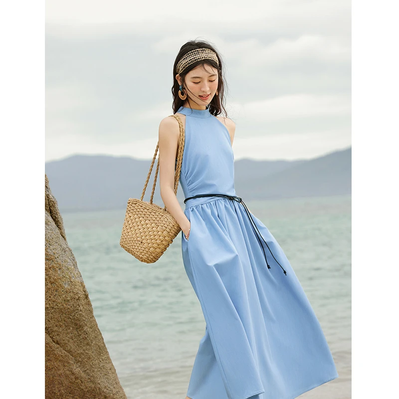 【年中大促】谜秀新品仲夏蓝挂脖连衣裙女装配腰绳显瘦A字大摆垂感