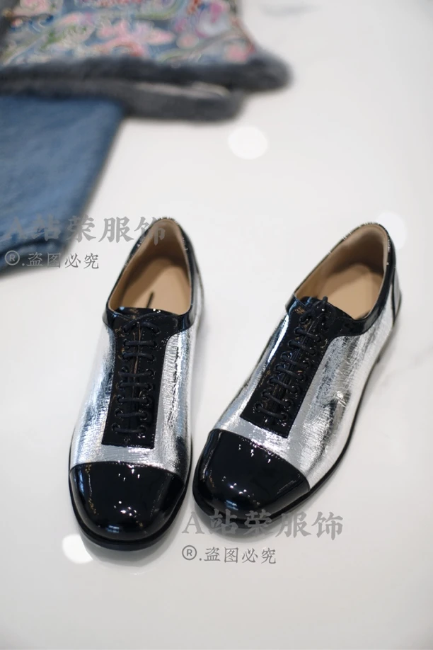 【荣姐精选】拼色系带亮面德比鞋