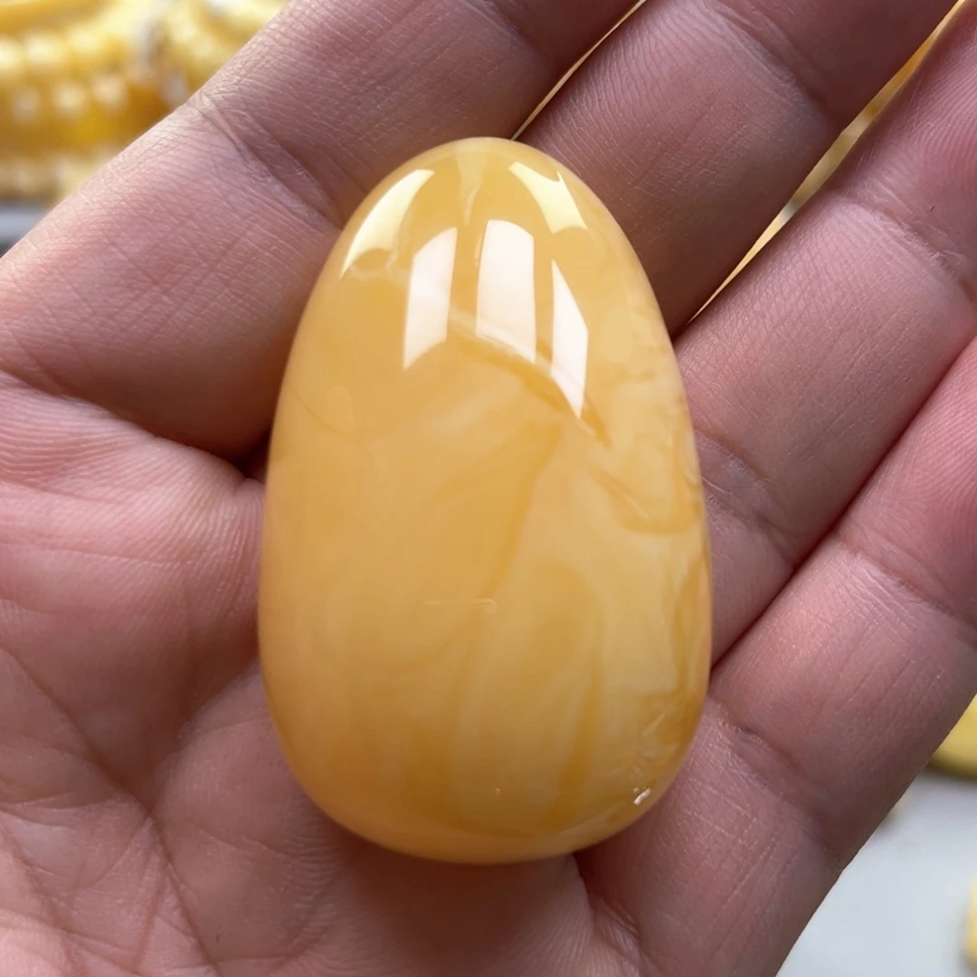 琥珀颈饰未镶嵌吊坠