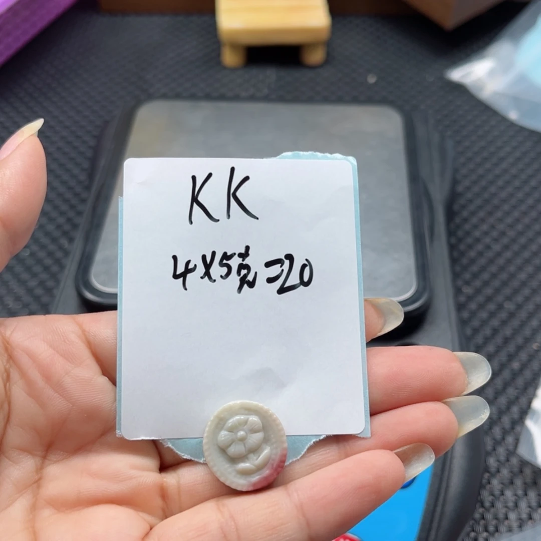 【闪购商品】石英质玉未镶嵌珠宝半成品k*