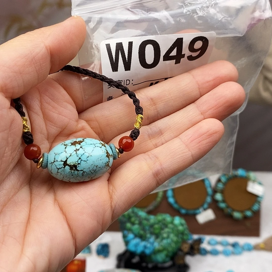 绿松石未镶嵌原矿