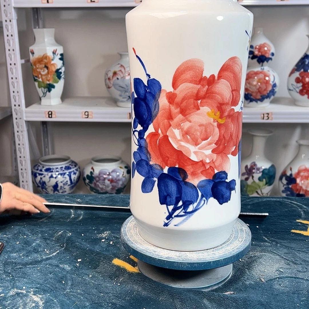 摆件景德镇陶瓷书红牡