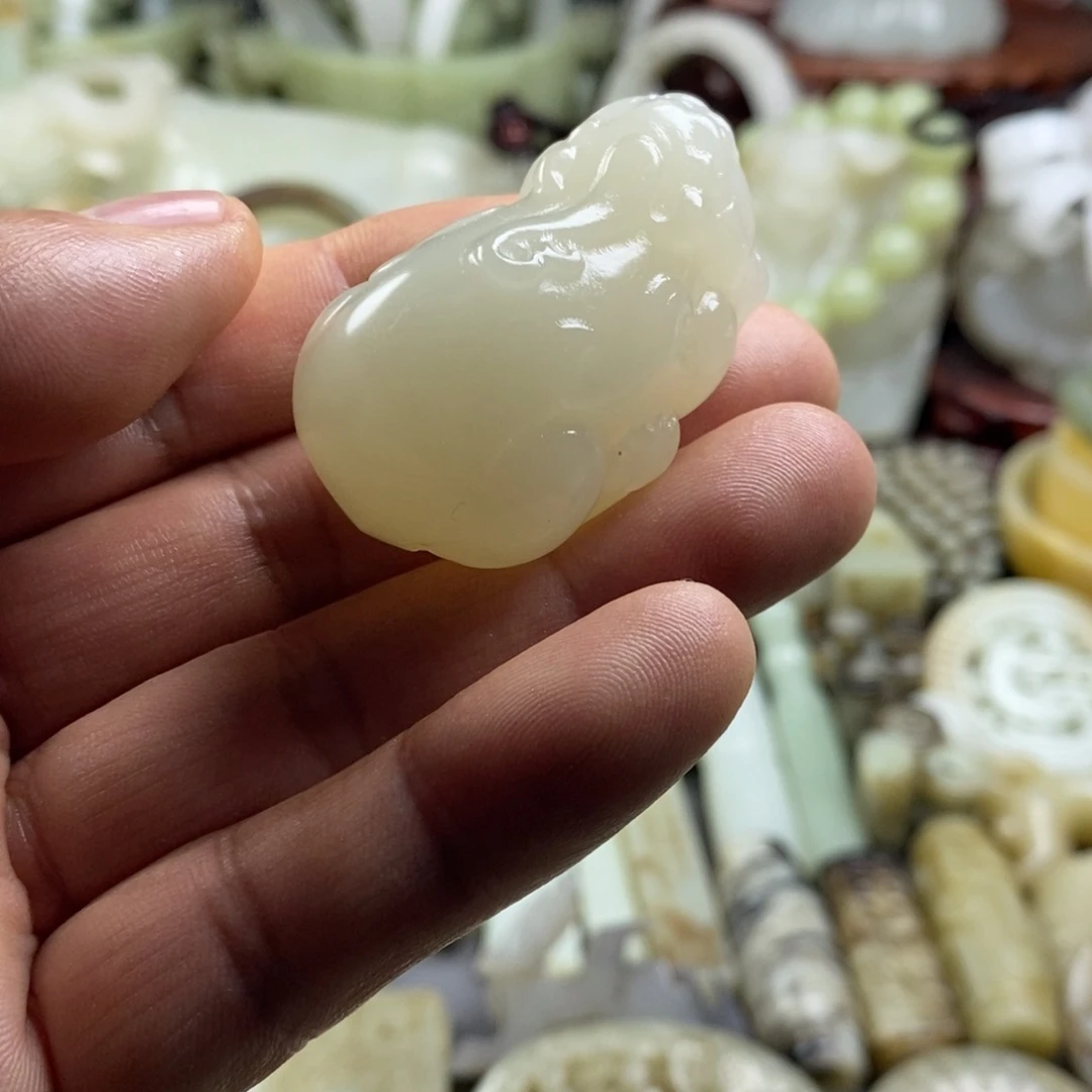 和田玉（糖玉）未镶嵌颈饰