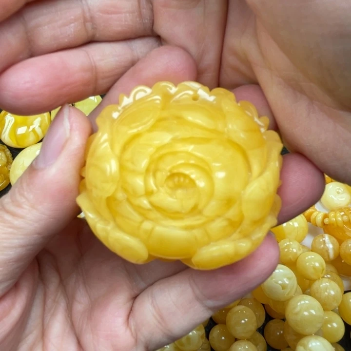 裸石蜜蜡未镶嵌蜜蜡花吊坠重32