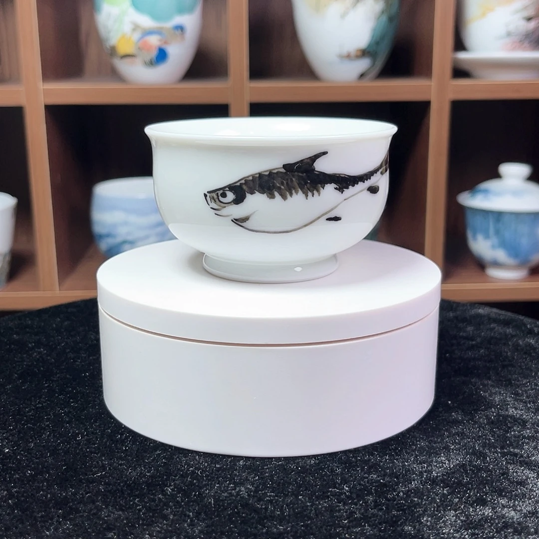 .***海醴陵釉下五彩瓷杯子