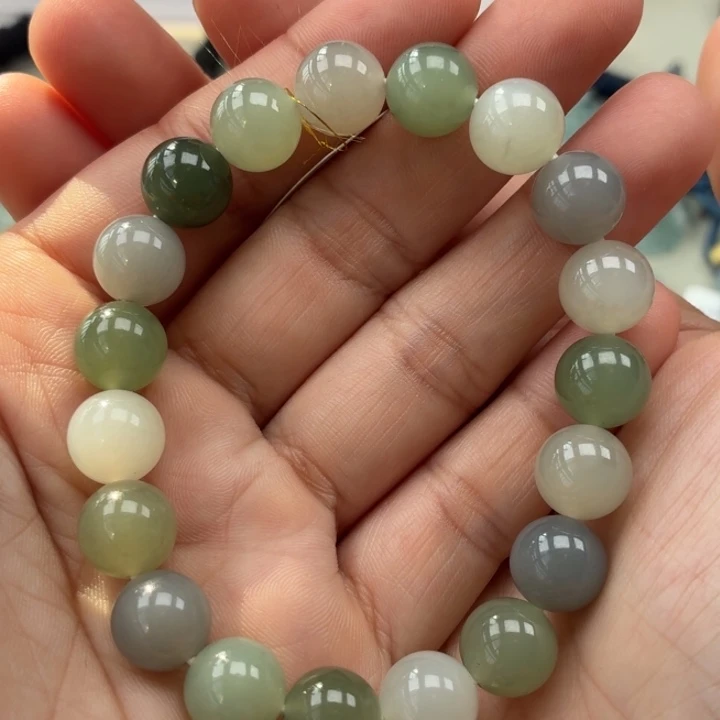 和田玉（糖玉）未镶嵌手链