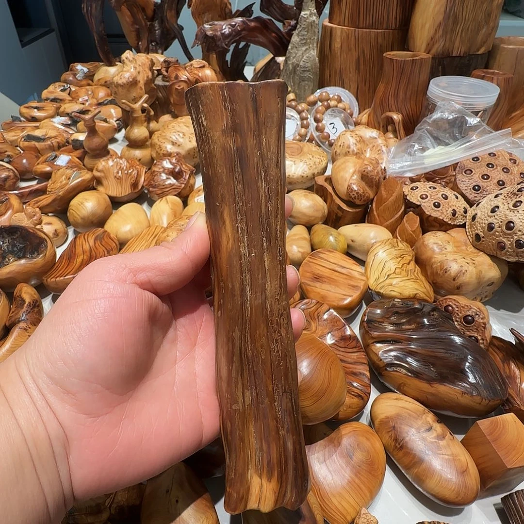 柏木（崖柏）太行崖柏陈化黑油风水柱