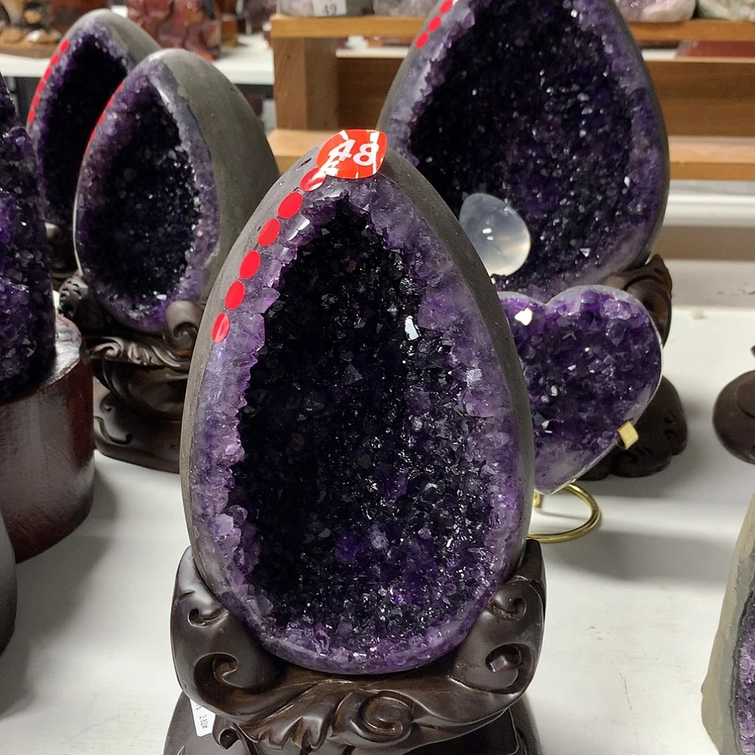 紫晶未镶嵌大型摆件（非配饰）