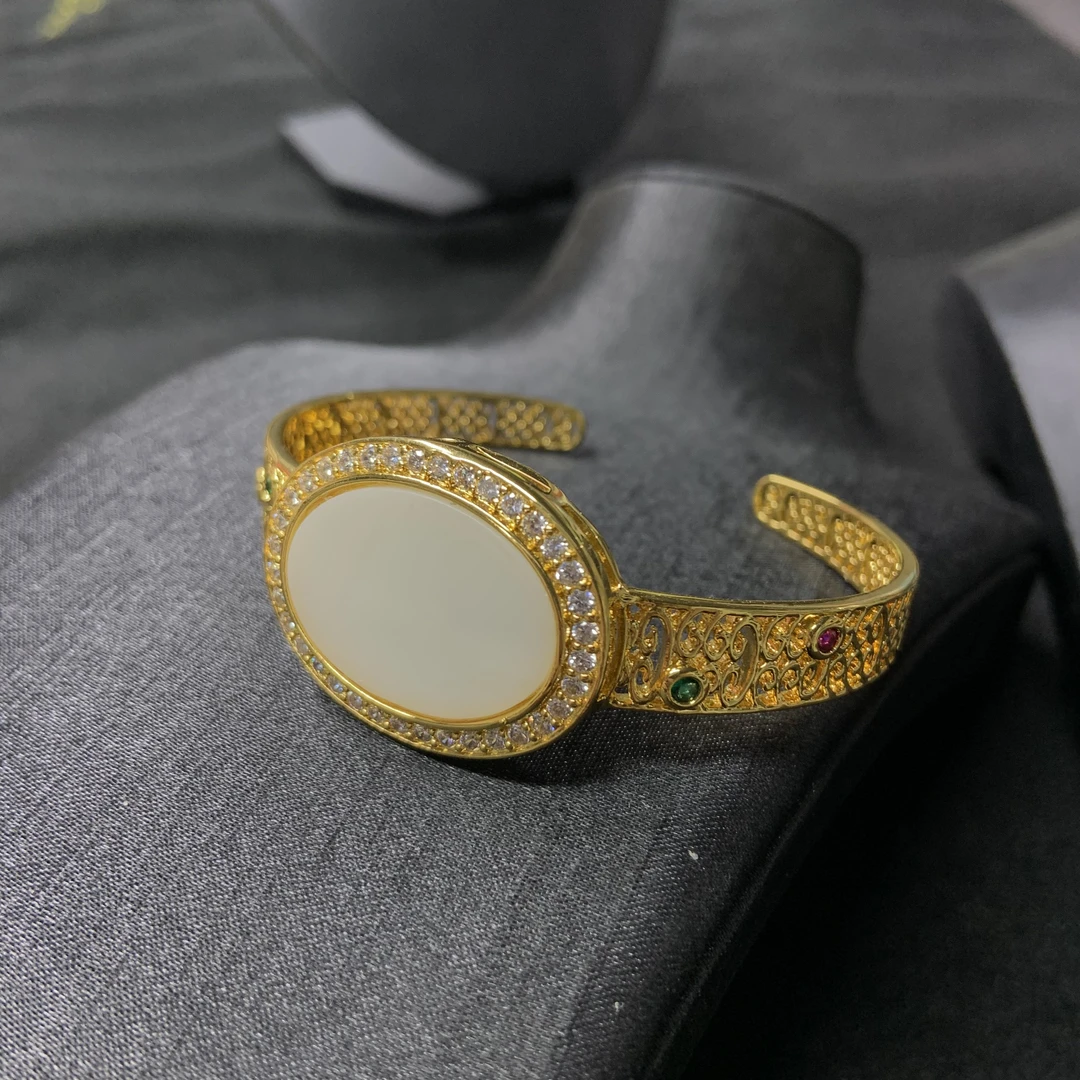 透闪石手镯多样性发一