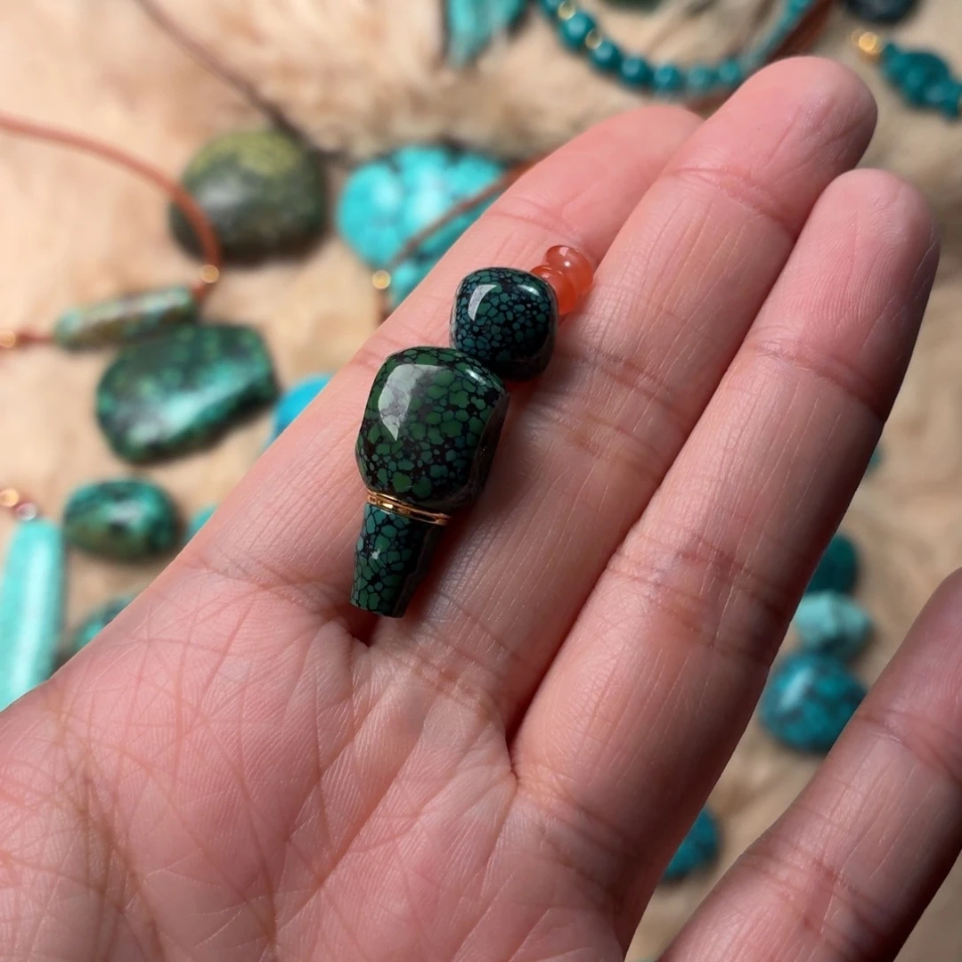 地***空绿松石未镶嵌藏式绿松石