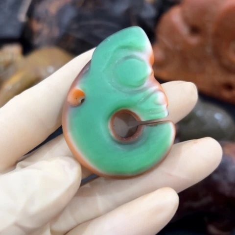 吊坠滴血莲花菩提