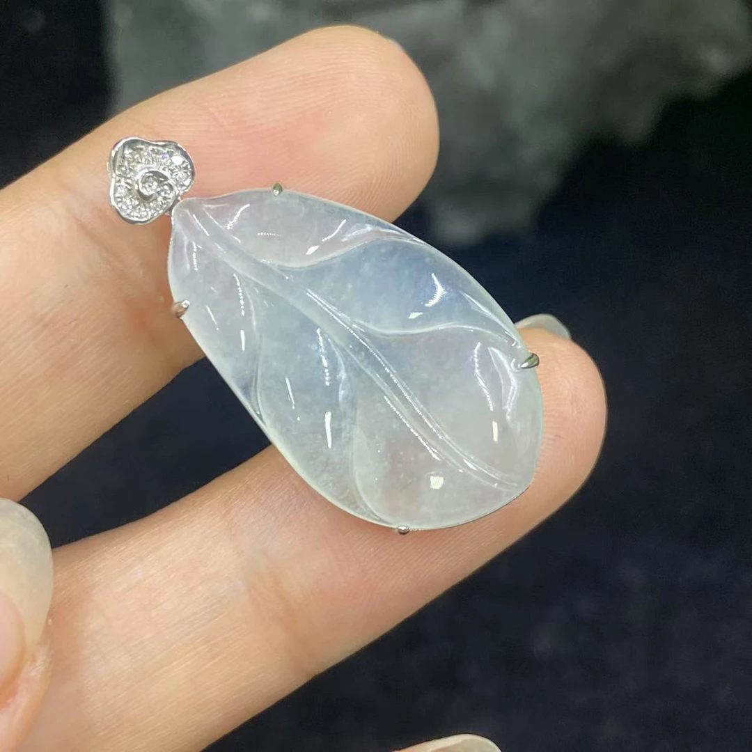 女神节翡翠吊坠（不含链）18k金镶嵌--叶子8892-5