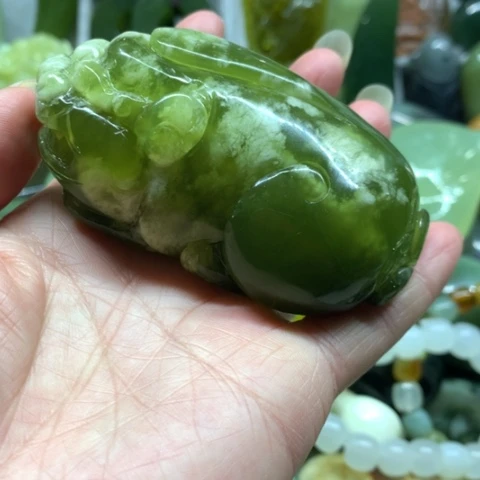 蛇纹石玉未镶嵌手把件